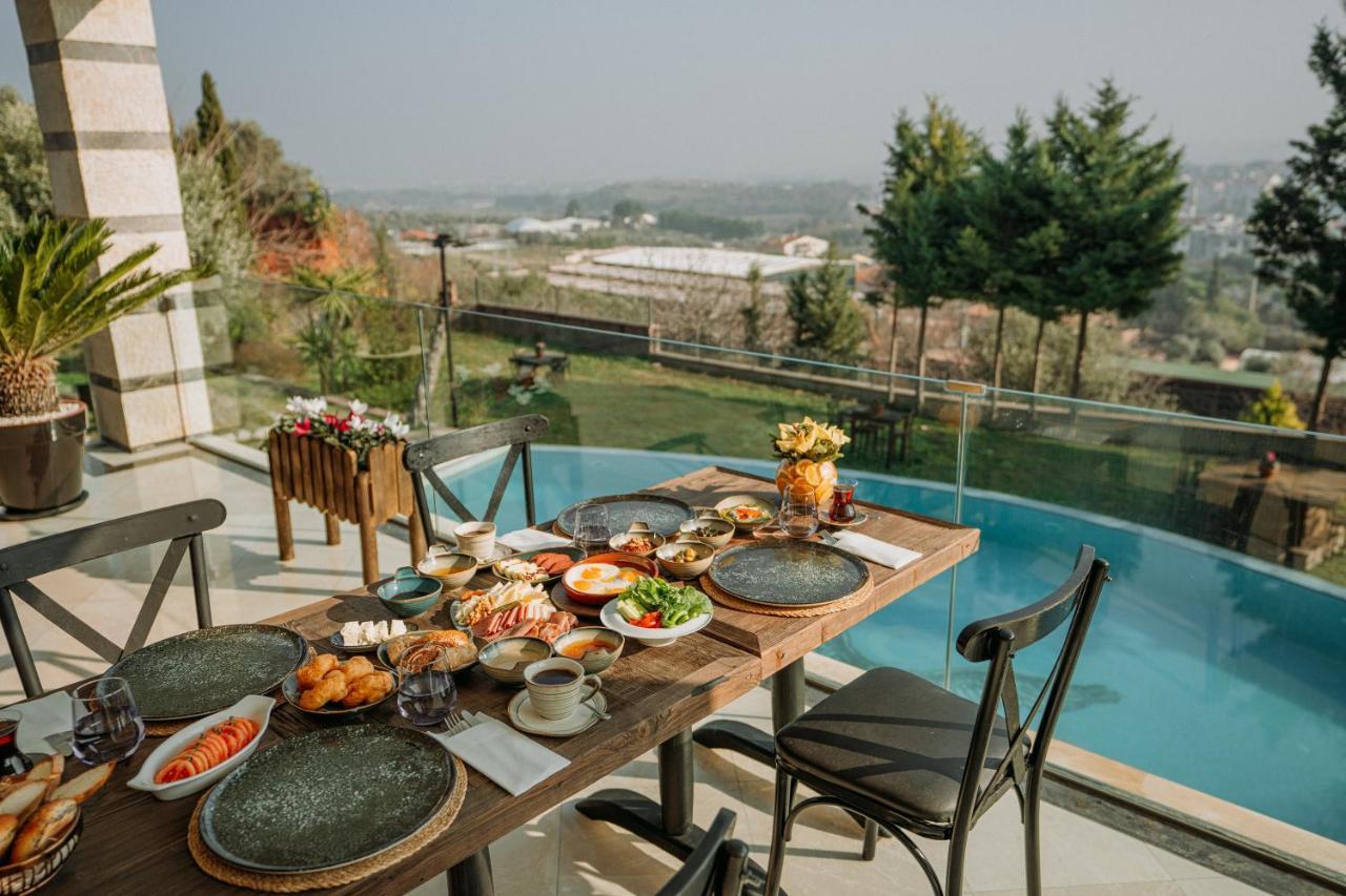 Doors Urla Hotel & Bungalows Izmir Bagian luar foto