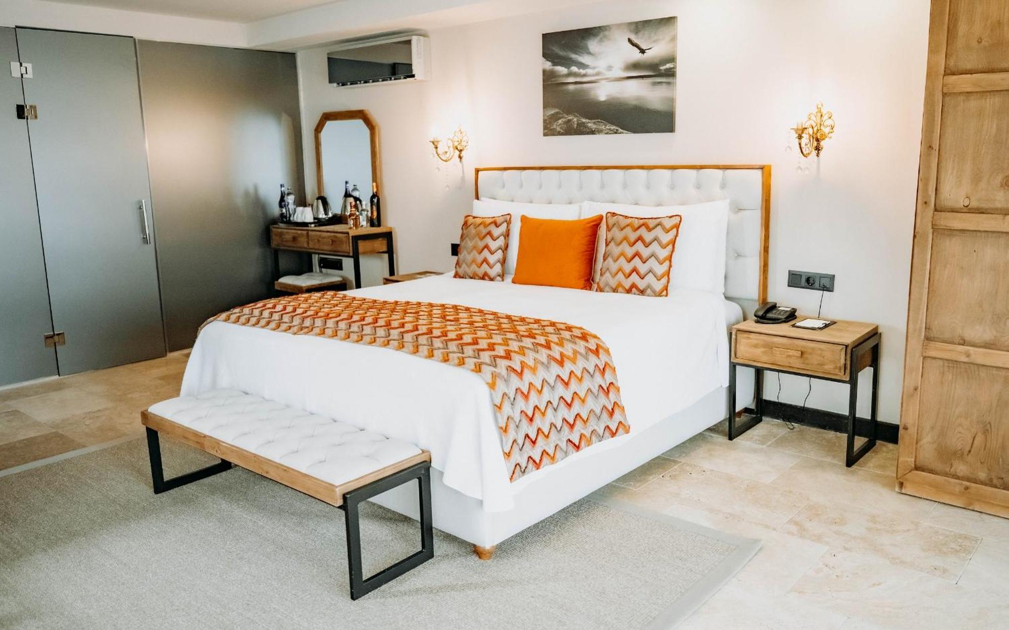 Doors Urla Hotel & Bungalows Izmir Bagian luar foto