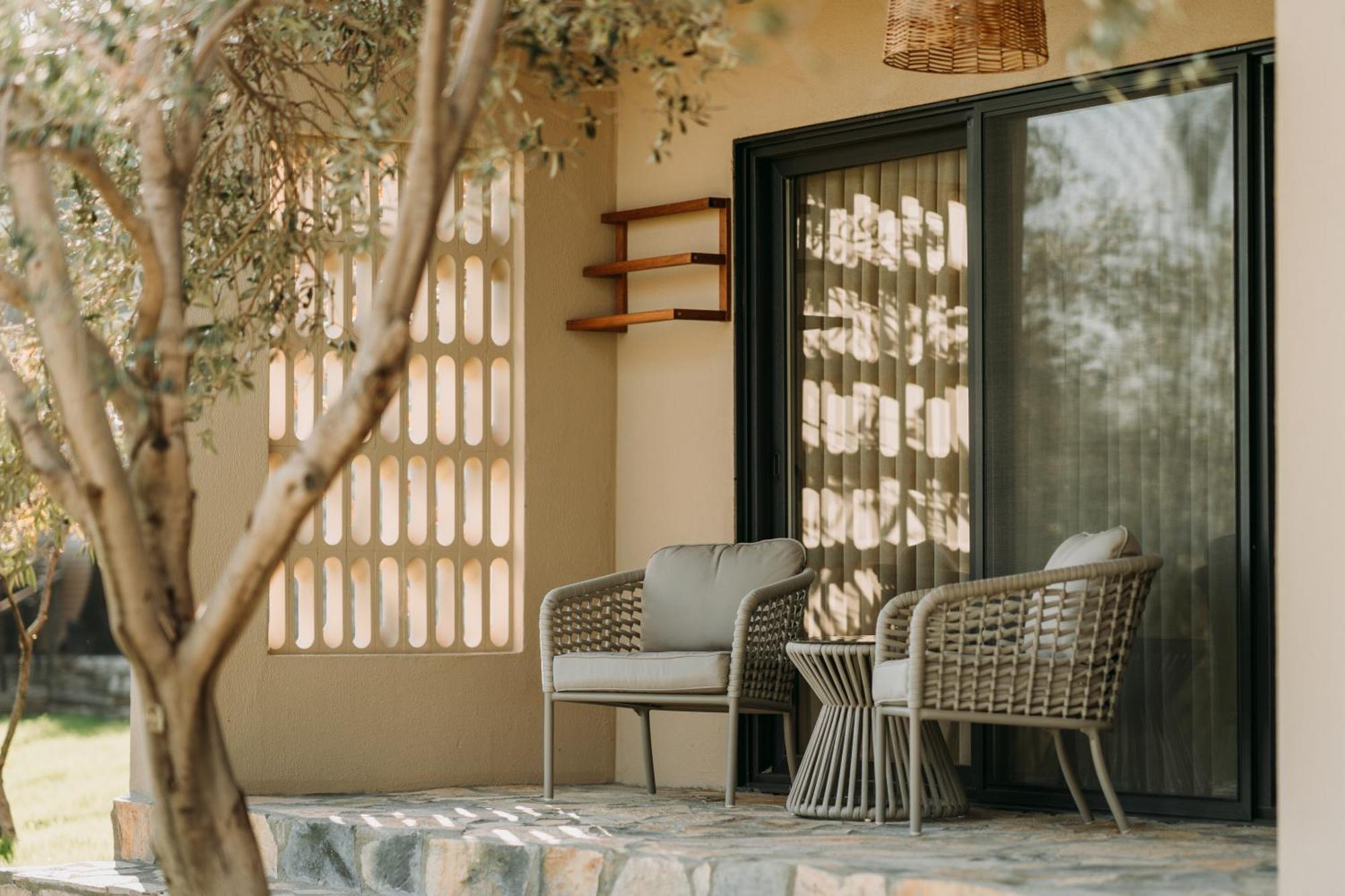 Doors Urla Hotel & Bungalows Izmir Bagian luar foto